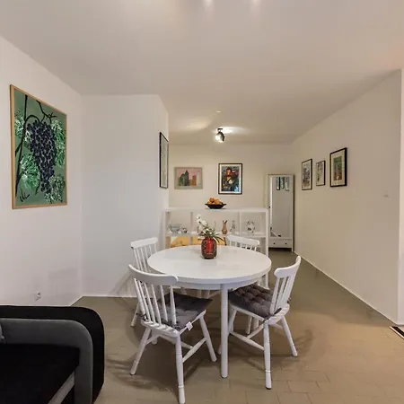 Apartmán Maestro Design 2+2 Split